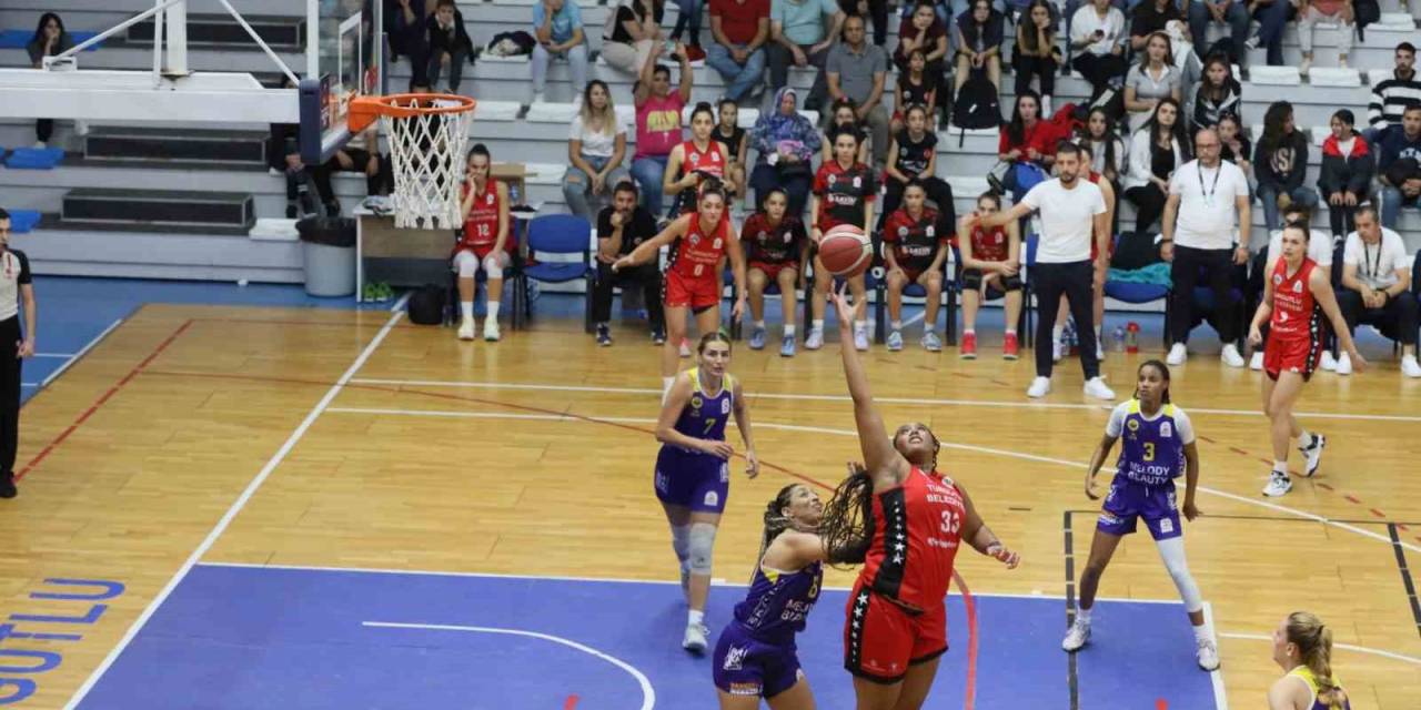 Turgutlu Belediyesi Kadın Basketbol Takımı Play-off İçin Sahaya Çıkacak