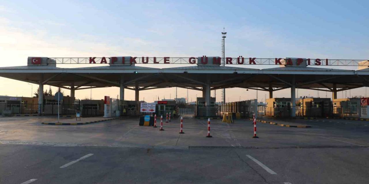Kapıkule’de Kaçakçılık Operasyonu: 4’ü Gümrük Personeli 7 Şüpheli Tutuklandı