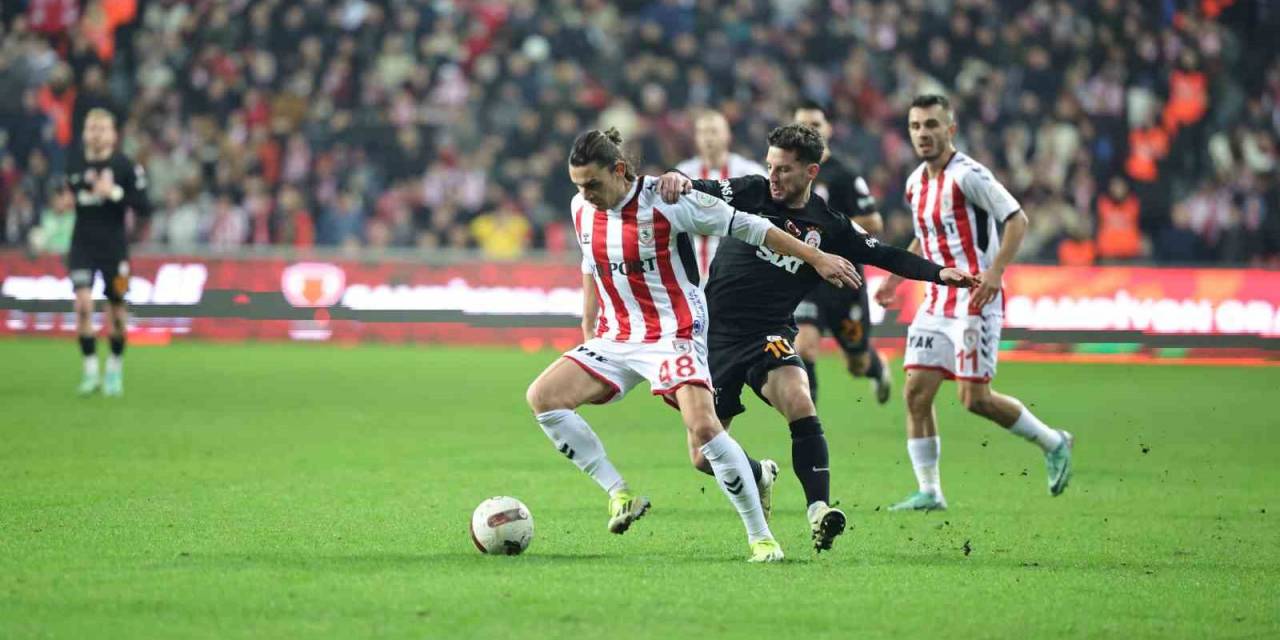 Trendyol Süper Lig: Samsunspor: 0 - Galatasaray: 2 (Maç Sonucu)