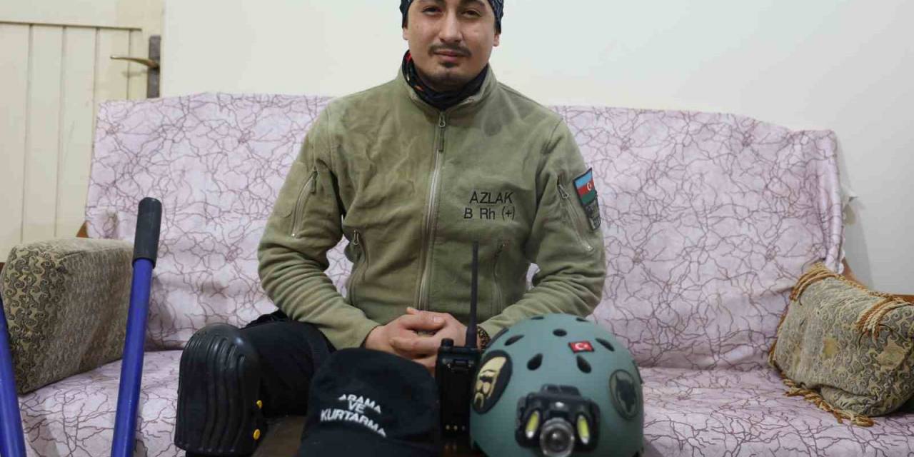 Ölüme Namaz Kılarken Yakalanan Genç Kızı Enkazdan Çıkaran Gönüllü Arama Kurtarma Görevlisi O Anları Unutamıyor