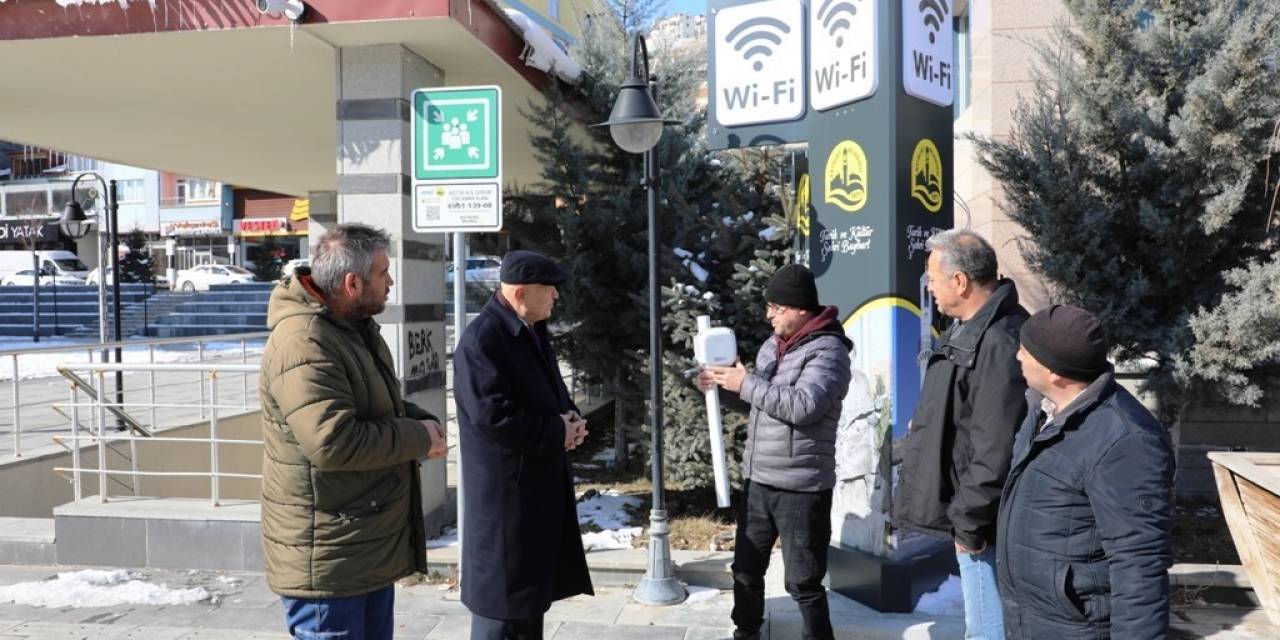 Bayburt Belediyesinin Ücretsiz Wifi Ağı Faaliyete Geçti