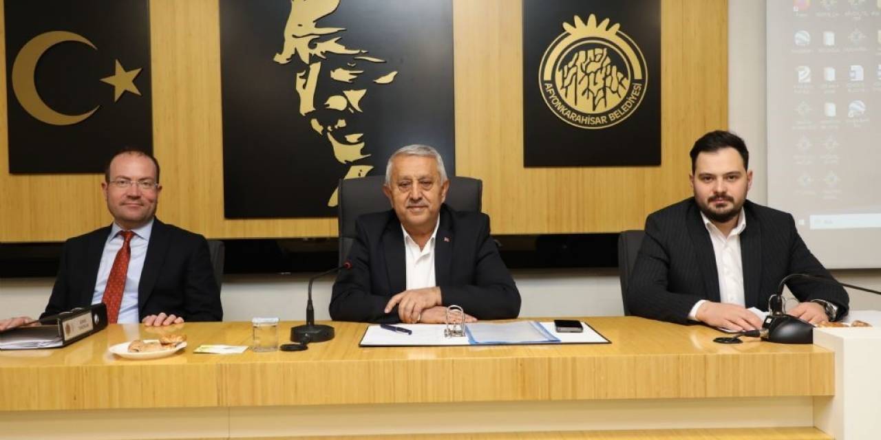 Başkan Zeybek: “Meclis Üyelerimizler Çok Uyumlu Bir Çalışma Gerçekleştirdik”