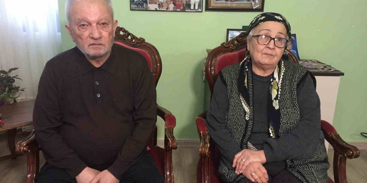 Yatalak Babalarını Bırakmayınca İkinci Depremde Tüm Aile Can Verdi