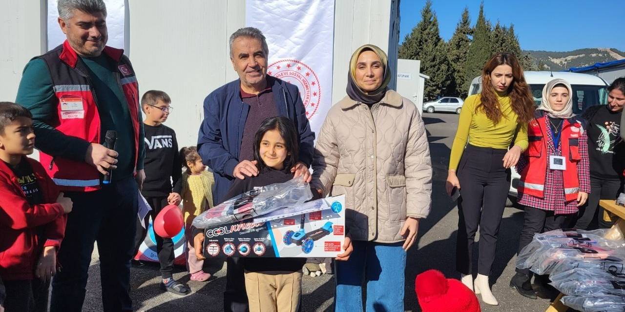 Geçici Barınma Merkezlerindeki Çocuklara Psikososyal Destek Sürüyor