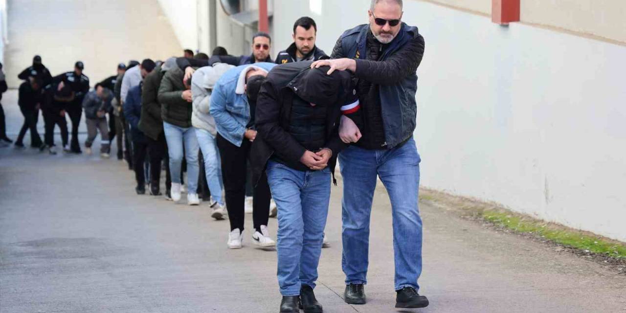 Adana’da “Sibergöz-21” Operasyonunda Yakalanan 21 Kişi Tutuklandı