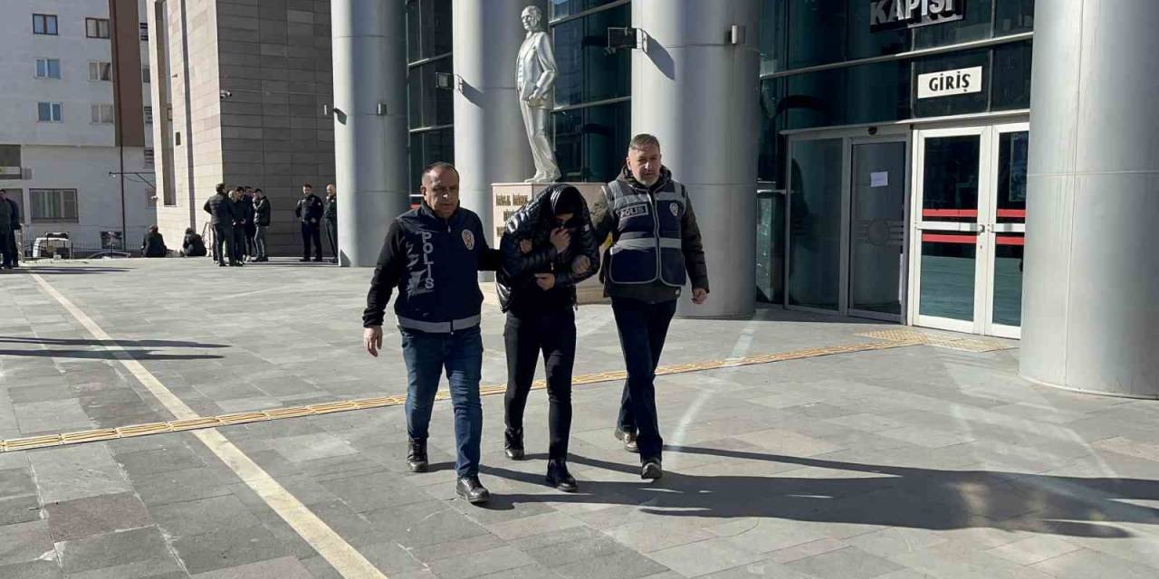 Toki Hak Sahiplerini Toplam 430 Bin Tl Dolandıran Şüpheli Yakalandı