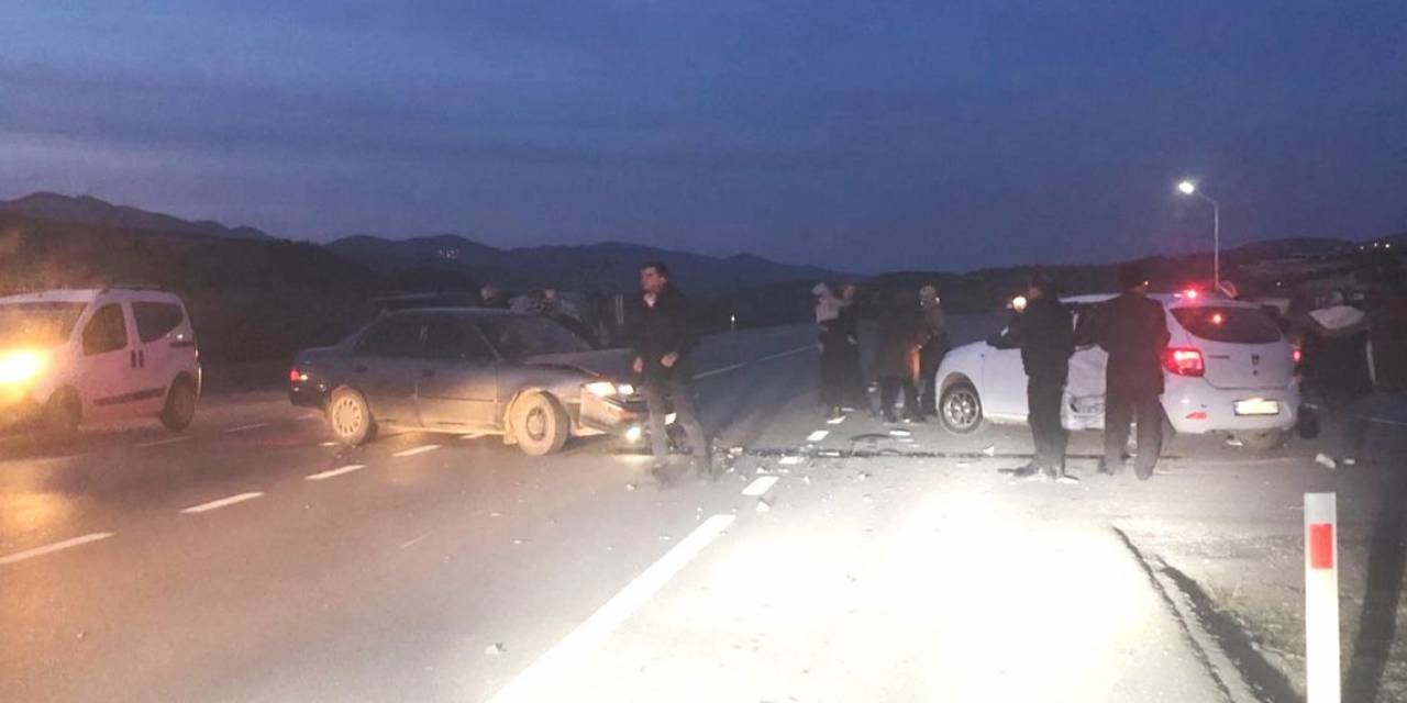 Emet-hisarcık Karayolunda Trafik Kazası: 7 Yaralı