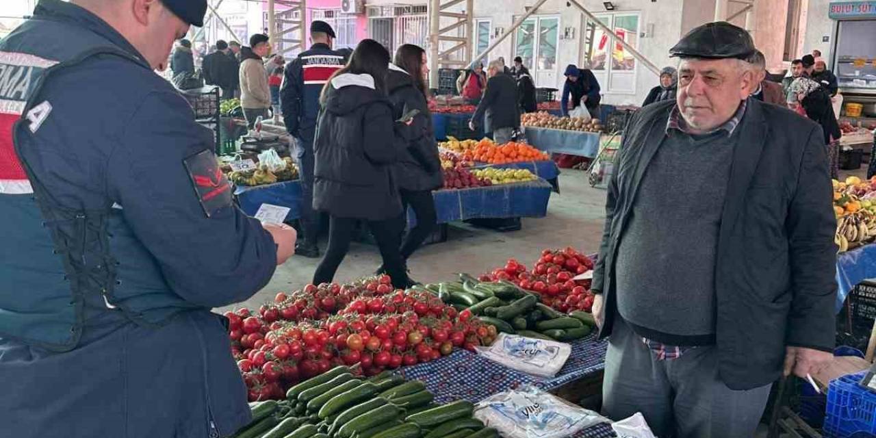 Jandarma Ekipleri Çineli Vatandaşları Bilgilendirdi