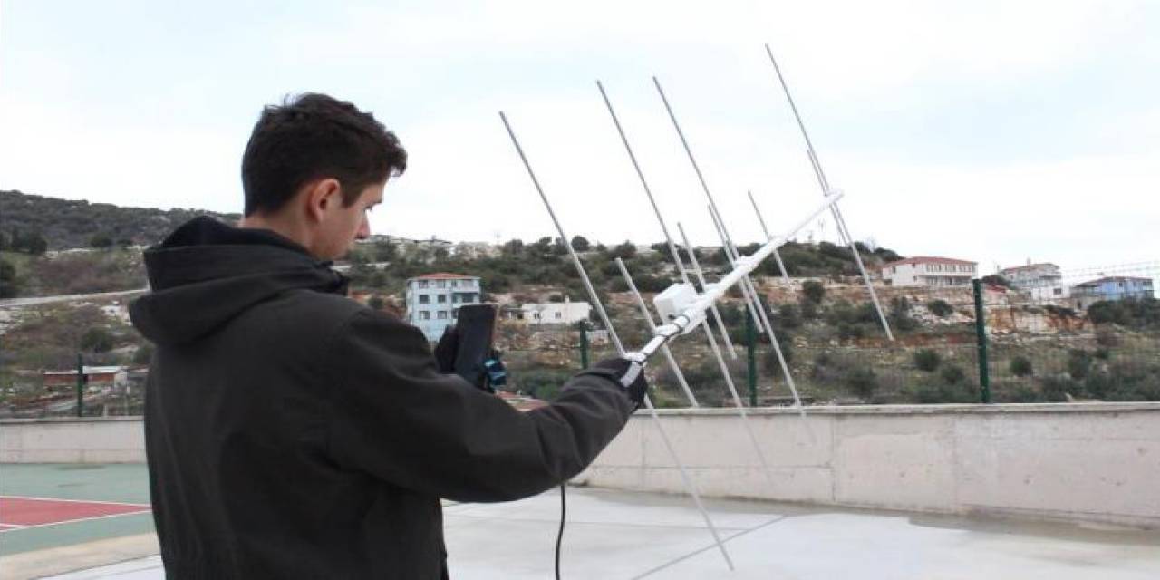 Adadan Uzaya: "Alper Abi Cevap Bekliyoruz"