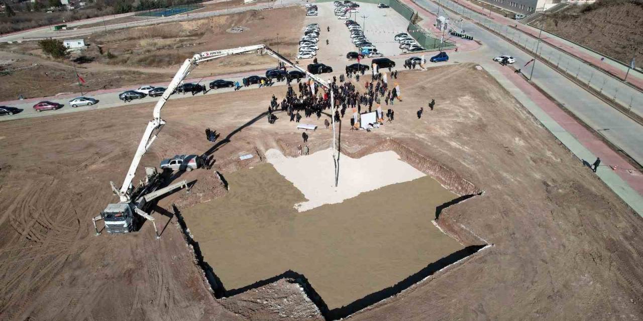 İlahiyat Fakültesi Kuzey Kampüsü Uygulama Cami Temeli Atıldı