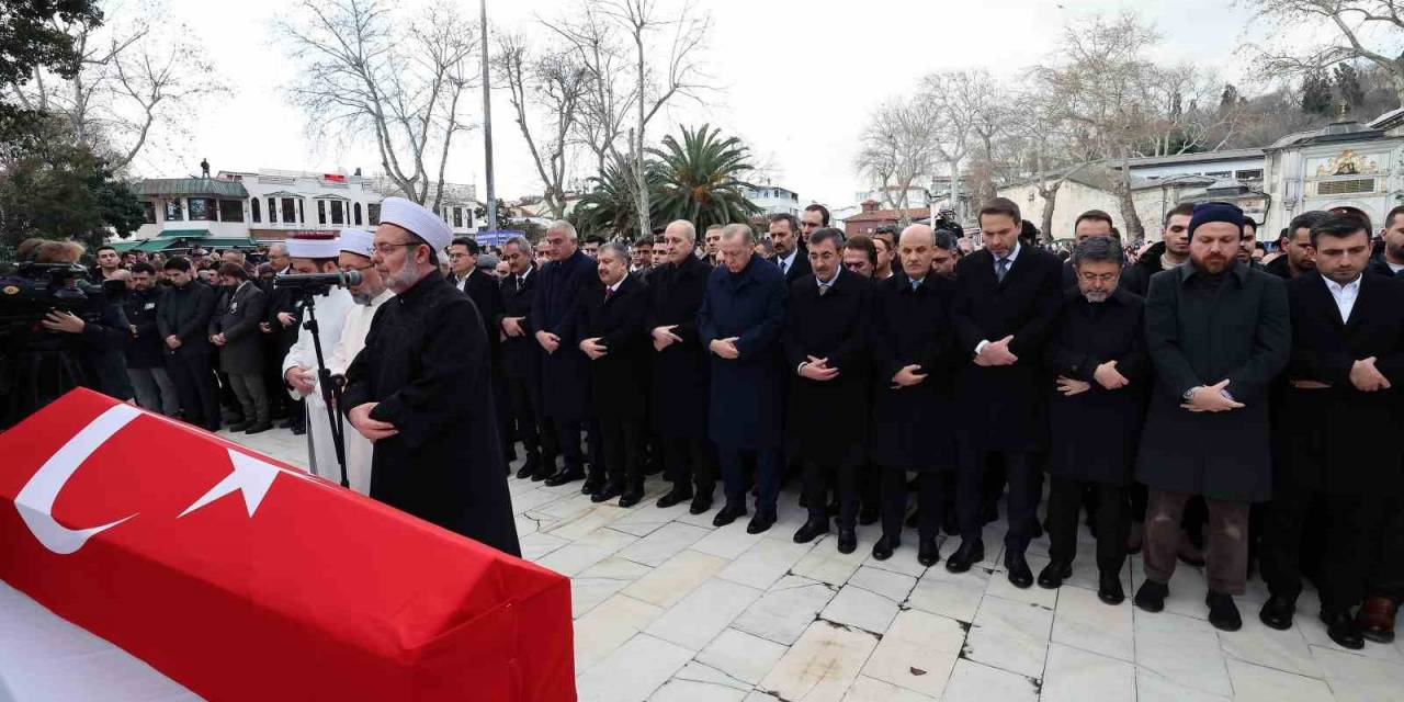 Cumhurbaşkanı Erdoğan, Alev Alatlı’nın Cenaze Törenine Katıldı