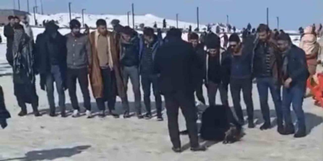 Davul Çalarken Kalp Krizi Geçirdi, Hayatını Kaybetti