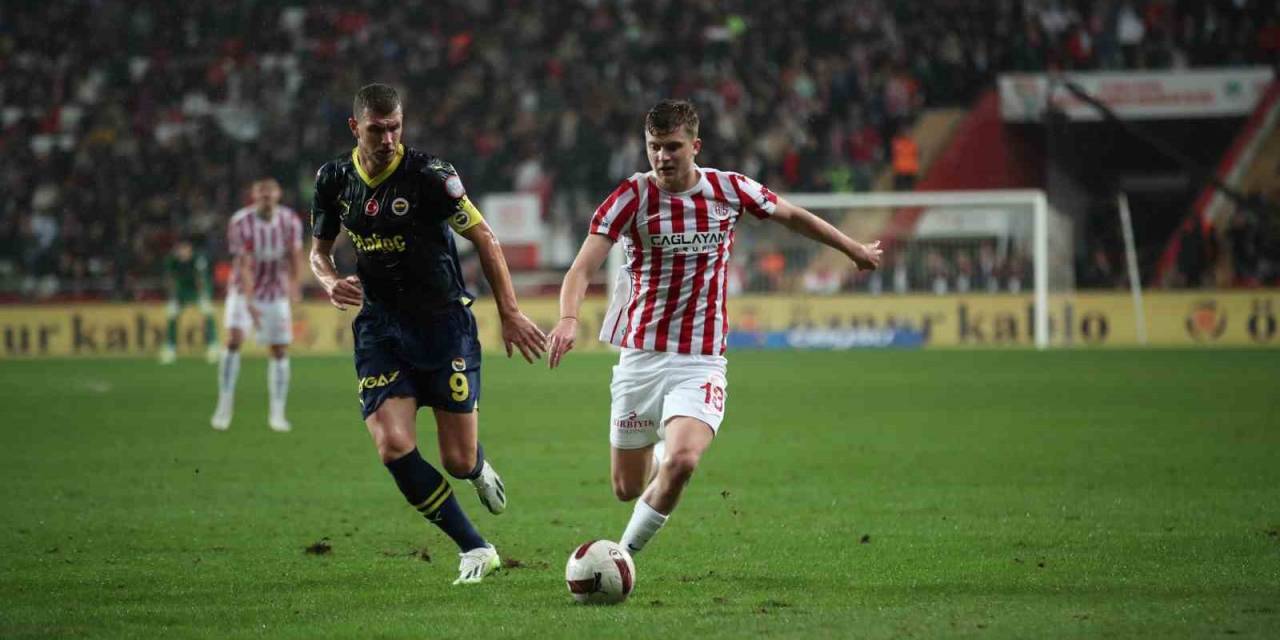 Trendyol Süper Lig: Antalyaspor: 0 - Fenerbahçe: 2 (Maç Sonucu)