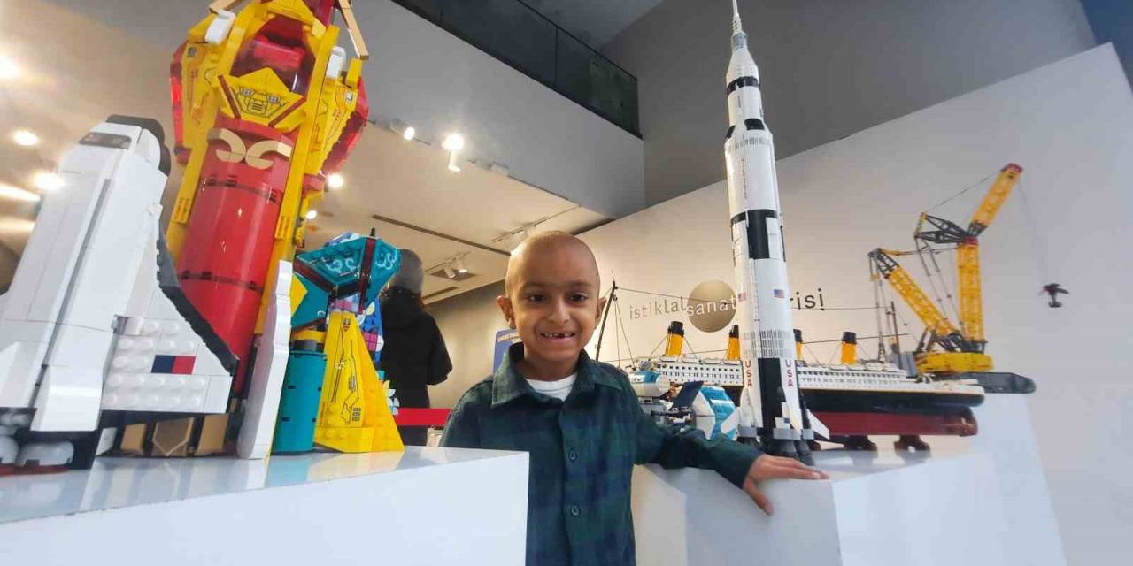Kanser Hastası Minik Kuzey, Alper Gezeravcı’dan İlham Alarak Uzay Mekiği Legosu Yaptı