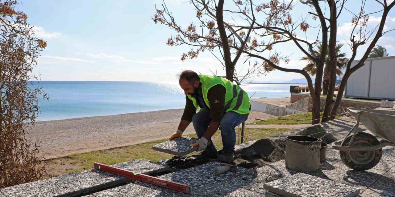 Büyükşehir’in 2. Etap Konyaaltı Sahil Projesi Hızla İlerliyor