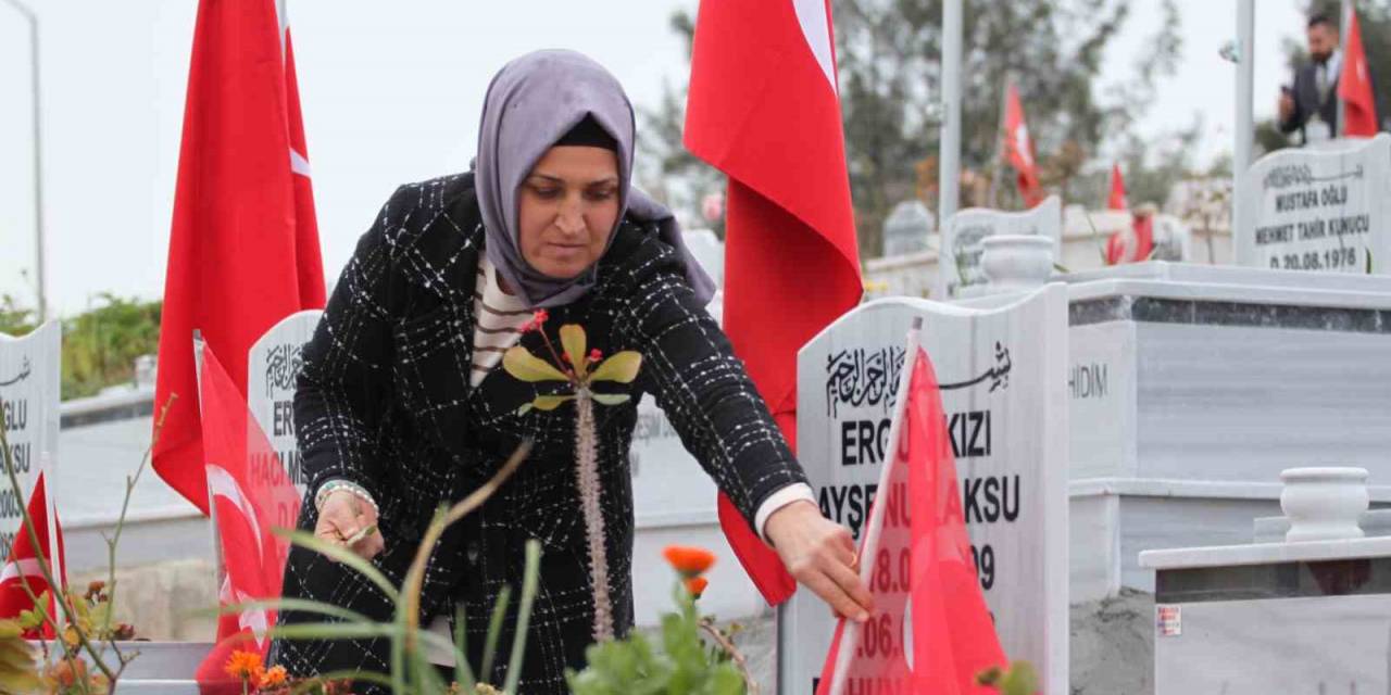 Kimsesiz 3 Çocuğa Can Olan Gözü Yaşlı Annenin 3 Evladı Ve Eşi Depremde Vefat Etti