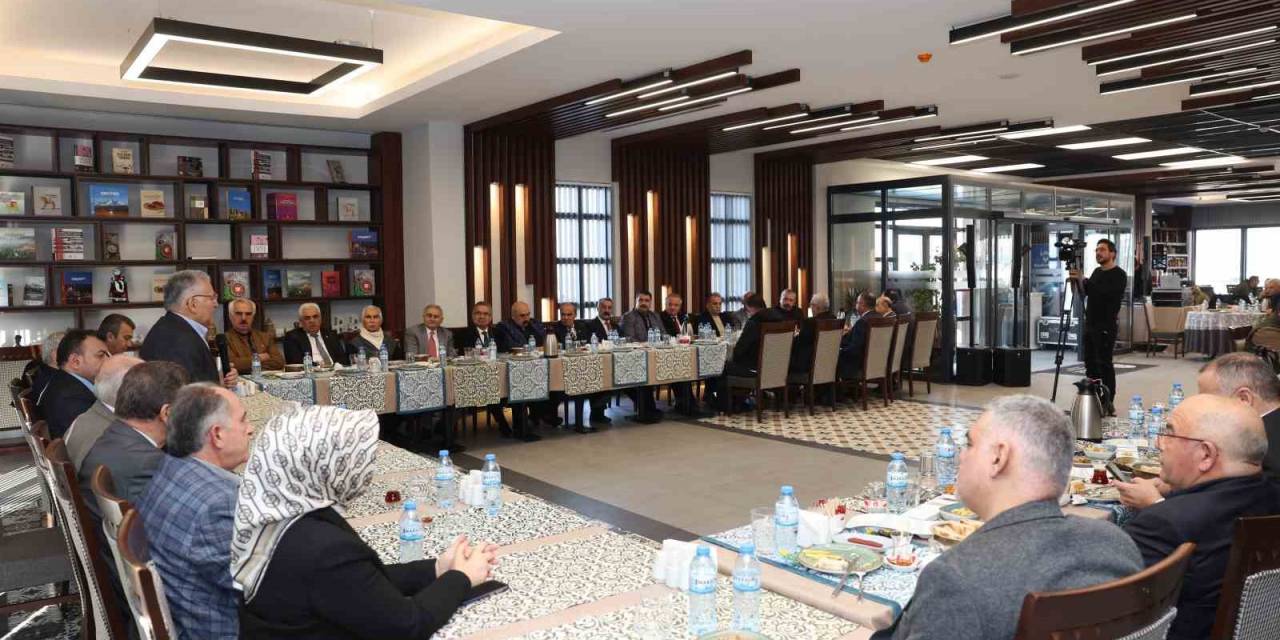 Büyükkılıç, Kesob’a Bağlı Oda Başkanlarıyla Buluştu
