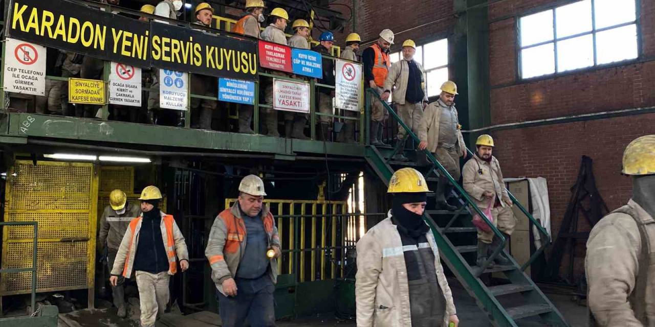 Enkazın Altında Başlayan Dostluk