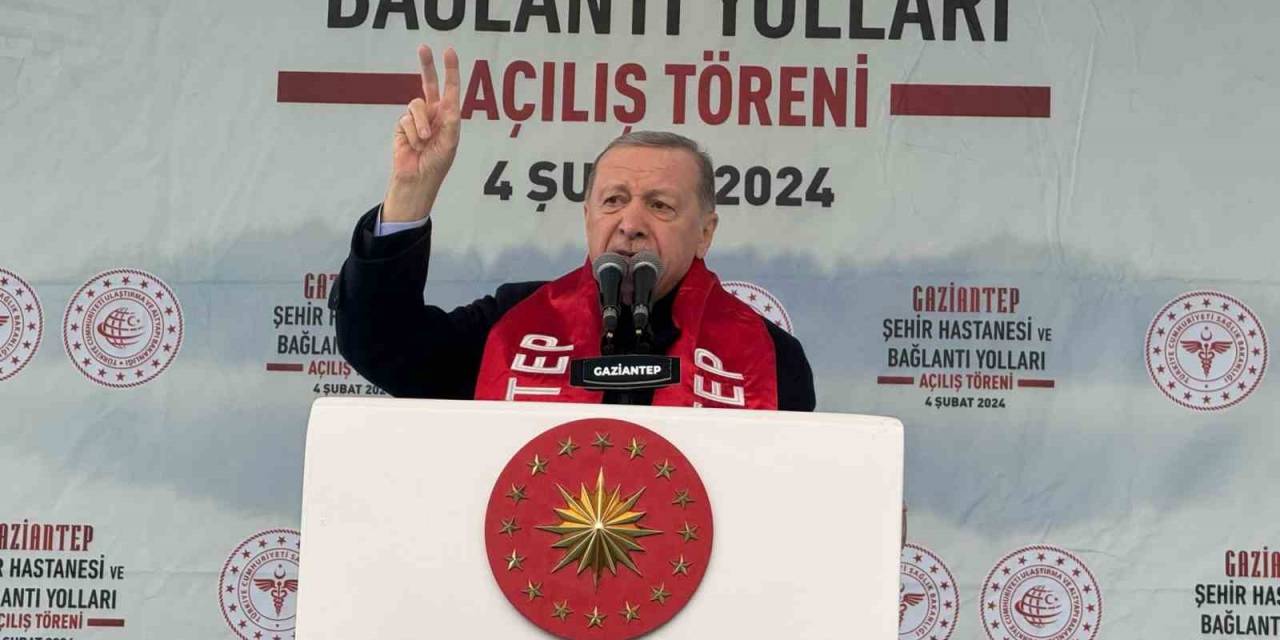 Cumhurbaşkanı Erdoğan: “Deprem Şehirlerimizi Tamamen Ayağa Kaldırana Kadar Dinlenmeyeceğiz”