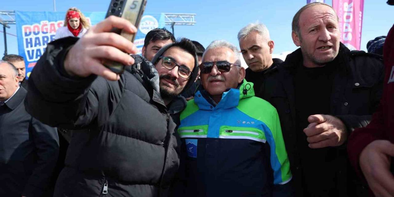 Başkan Büyükkılıç, Erciyes’teki Muhteşem Kış Festivaline Katıldı