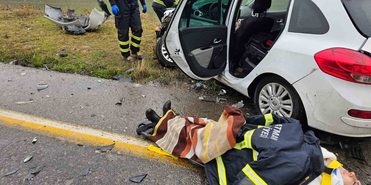 Batman’da İki Otomobil Çarpıştı: 7 Yaralı