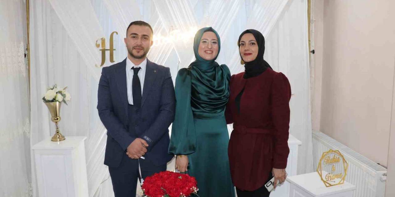 6 Şubat Depreminden Bir Yıl Sonra Buruk Nişan Töreni