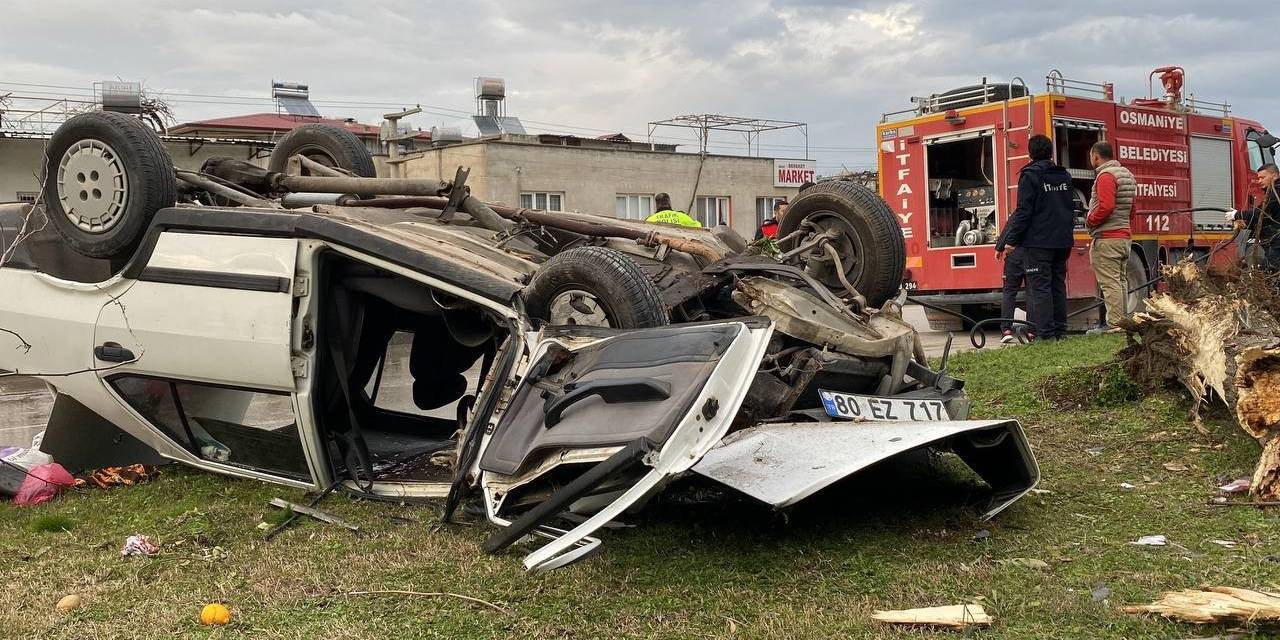 Tofaş’ın Hurdaya Döndüğü Kazada 1’i Ağır 3 Kişi Yaralandı
