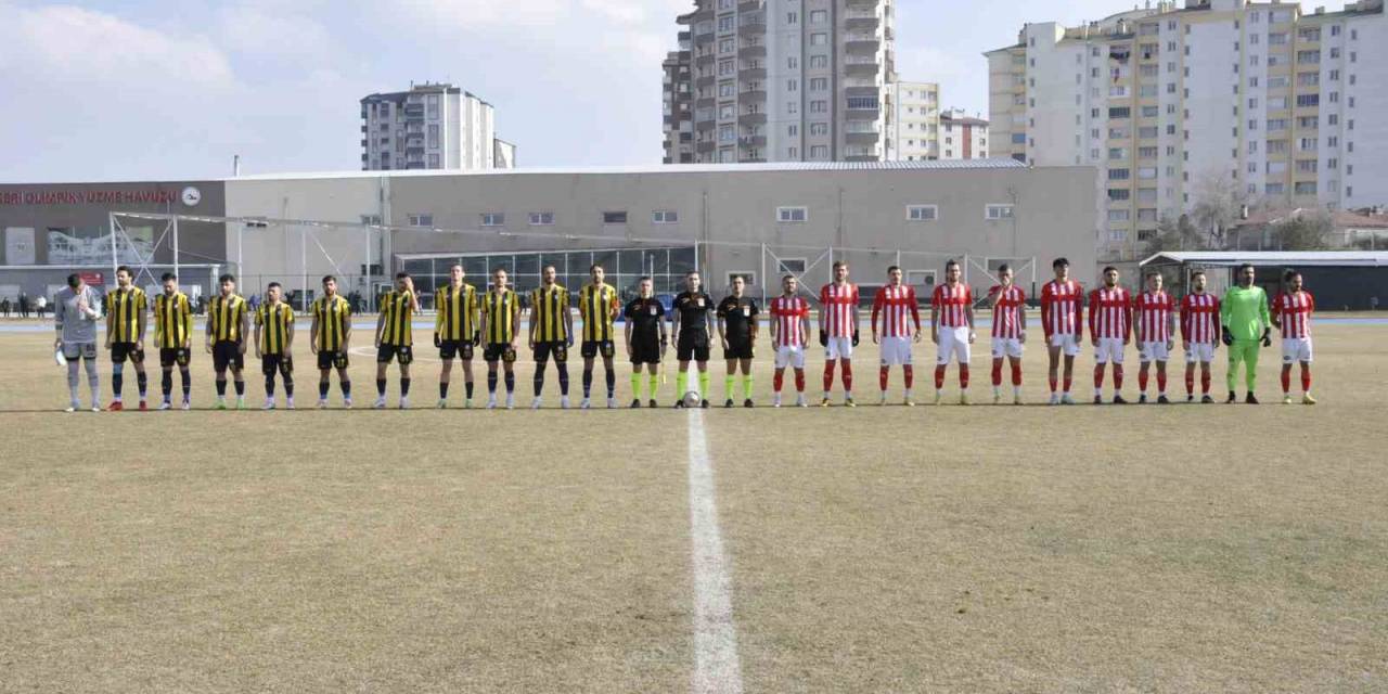 Tff 3. Lig 1. Grup: Talasgücü Belediyespor: 0- Ayvalıkgücü Belediyespor: 3