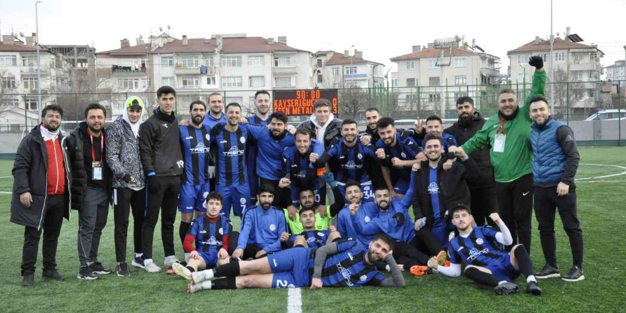 Kayseri Süper Amatör Küme: Erciyes Esen Makina Fk: 3 - Kocasinan Şimşekspor: 2