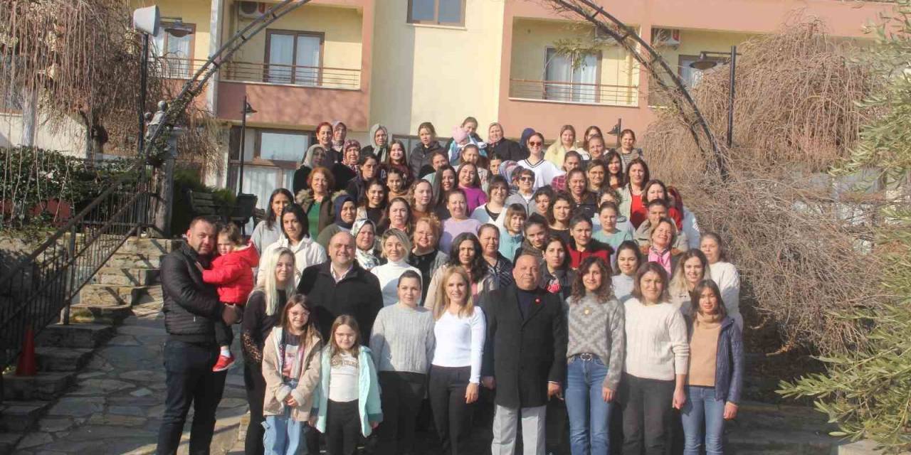 Başkan Adayı Özel, Bozdoğanlı Kadınlar İçin ‘Bizimgız Kafe’ Projesini Açıkladı