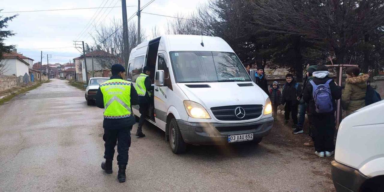 Emirdağ’da Servis Araçlarına Yönelik Denetim