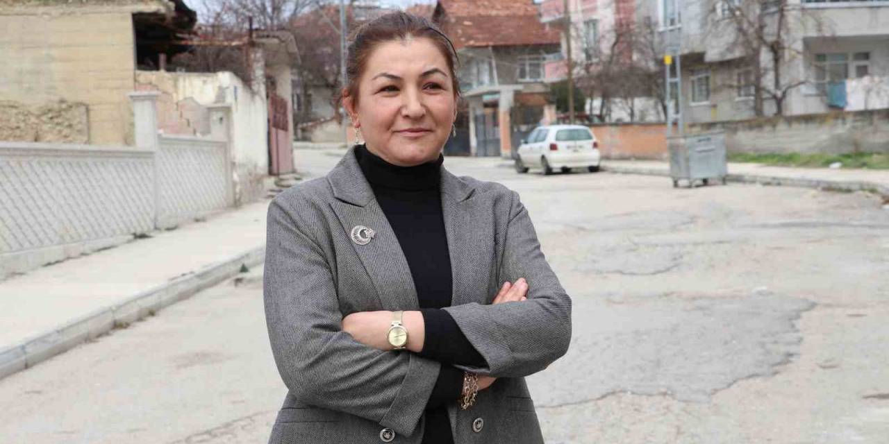 Havza’nın İlk Ve Tek Kadın Muhtarı Kadınlara Örnek Oldu