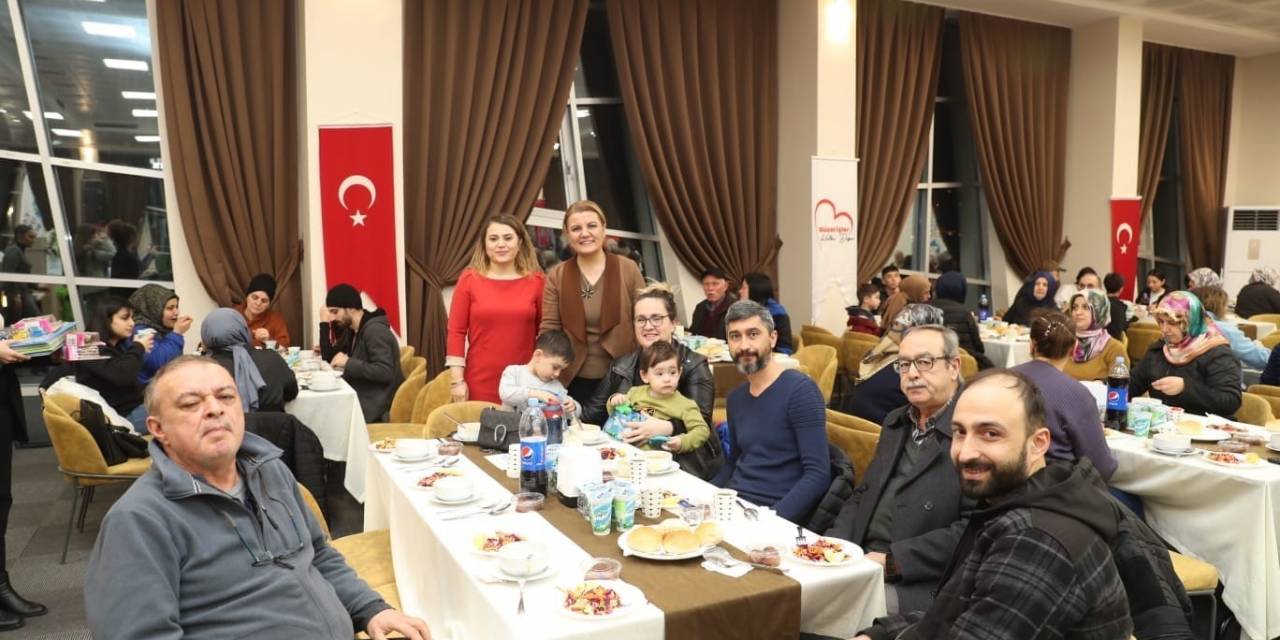 Başkan Hürriyet: "Sosyal Belediyecilik Lütuf Değil, Bizim En Büyük Sorumluluğumuzdur"