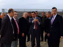 Pazar'dan Vekil Geçti