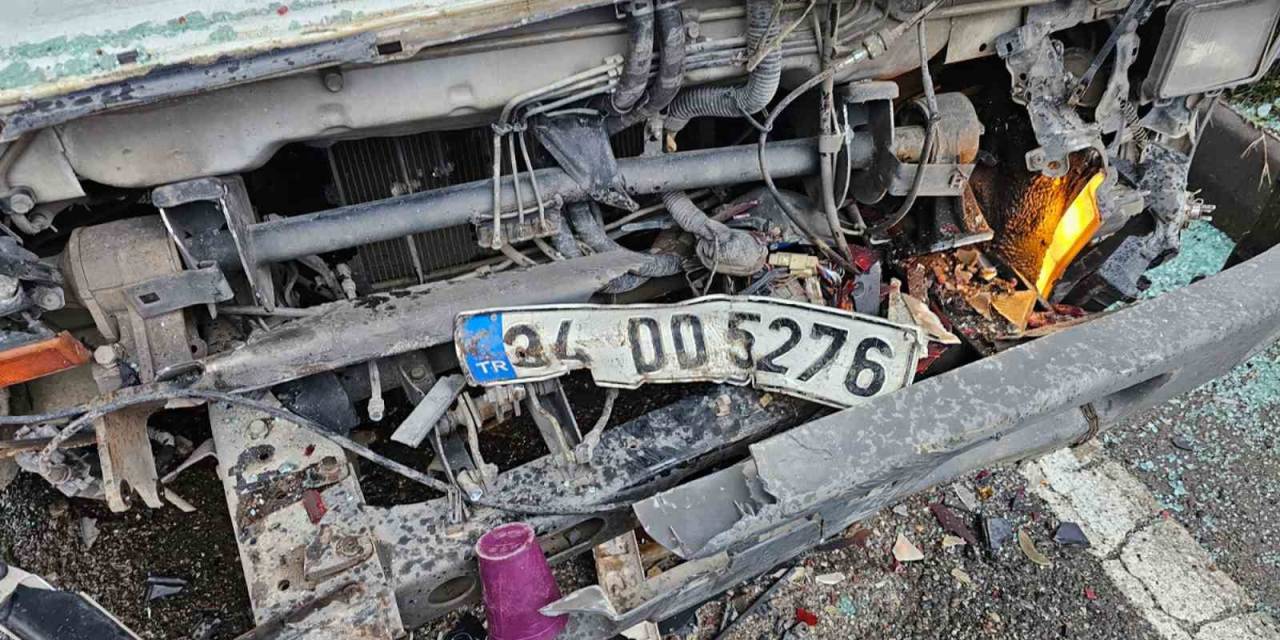 Batman’da Kazada Sıkışan Sürücü İtfaiye Ekiplerince Kurtarıldı