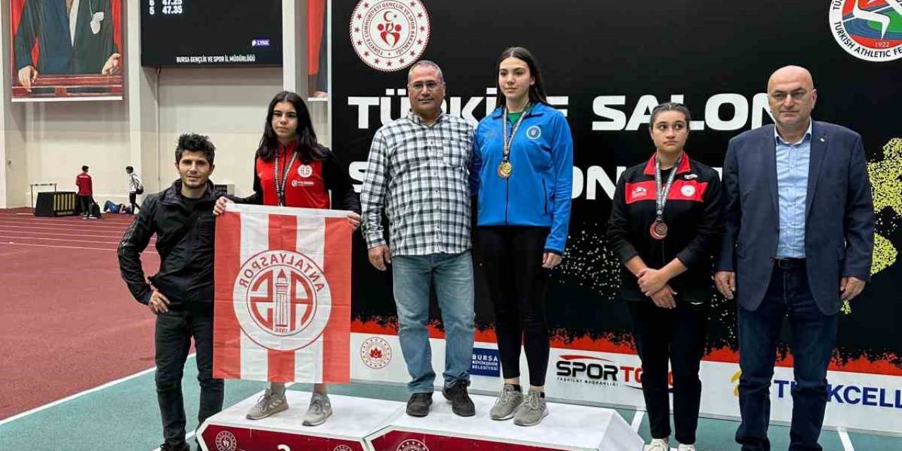 Bursa Büyükşehir Belediyespor Kulübü Sporcularından 10 Madalya