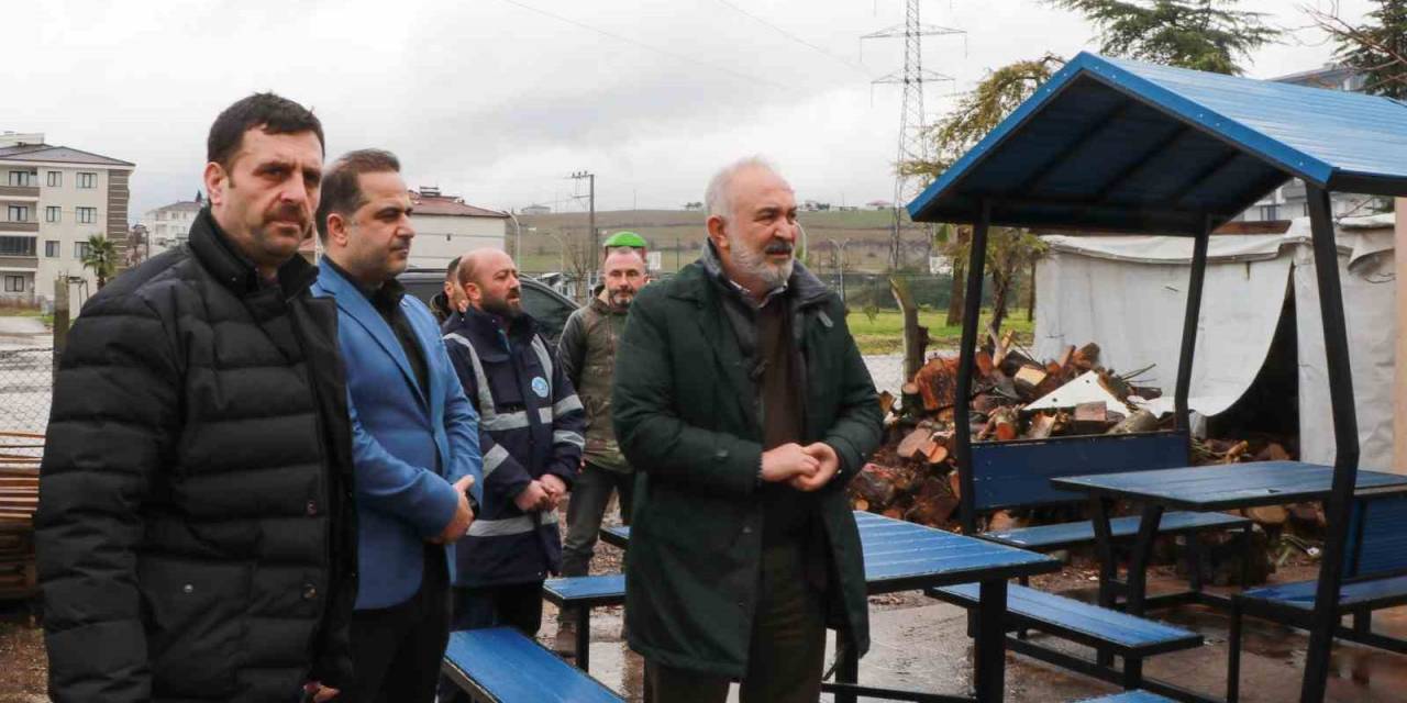 Çiftlikköy Belediyesi Kent Mobilyalarını Üretiyor