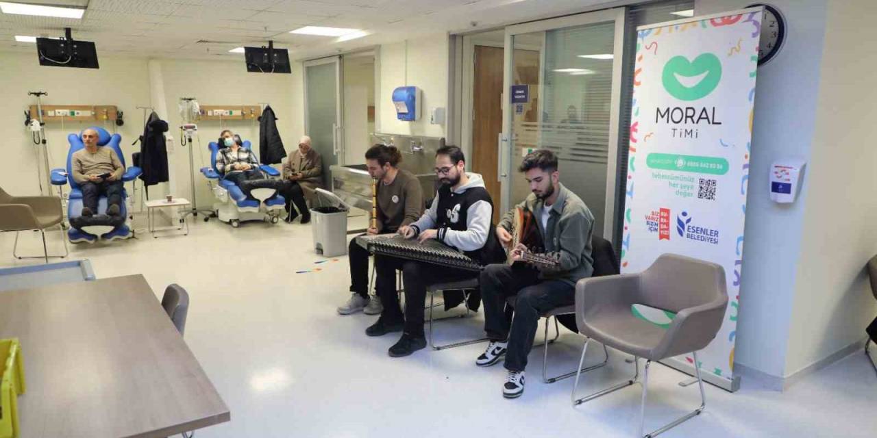 Esenler Belediyesi Sanat Evi Hastalara Moral Oldu