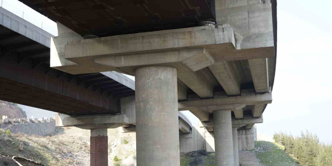 Dev Viyadüklerdeki Genleşme Derzleri Ve Deprem Takozlarındaki Bozulmalar Çelik Malzemelerle Giderildi