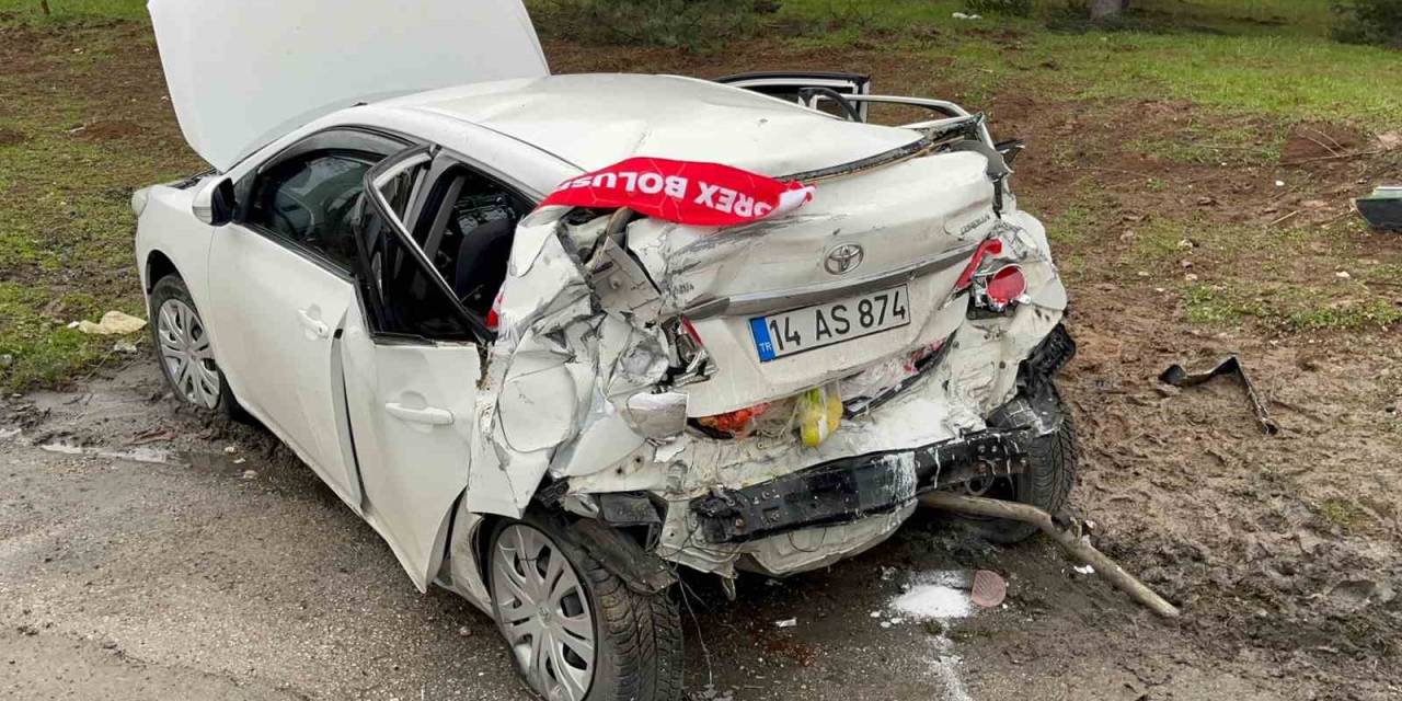 Kağıt Gibi Ezilen Otomobilden Ağır Yaralı Çıkarılmıştı: Acı Haber Geldi