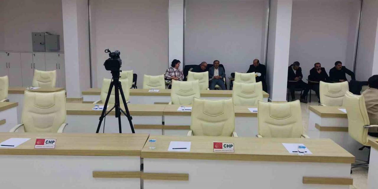 Bilecik Belediye Meclisi Toplantısı Çoğunluk Sağlanamadığı İçin Ertelendi