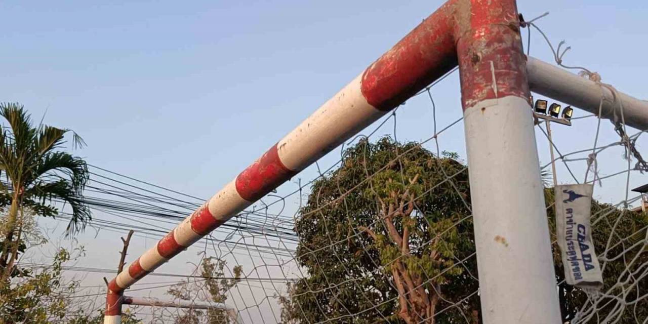 Kale Direğinin Altında Kalan Öğrenci Hayatını Kaybetti