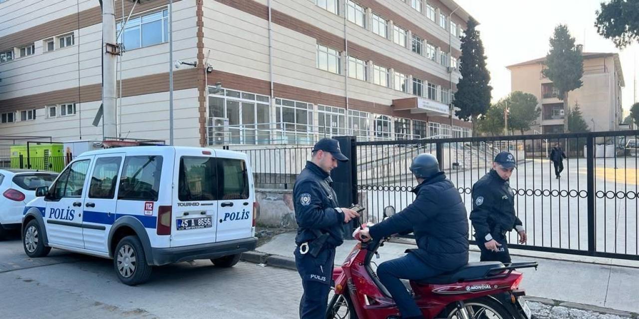 Okulların Çevresine Ve Servislere Sıkı Denetim