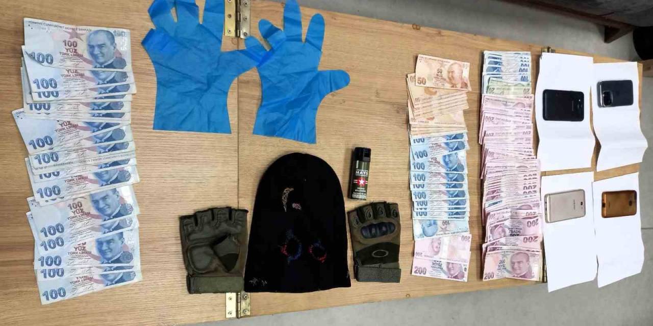 Cinsel İlişki Vadedip Biber Gazıyla Gasp Ettiler