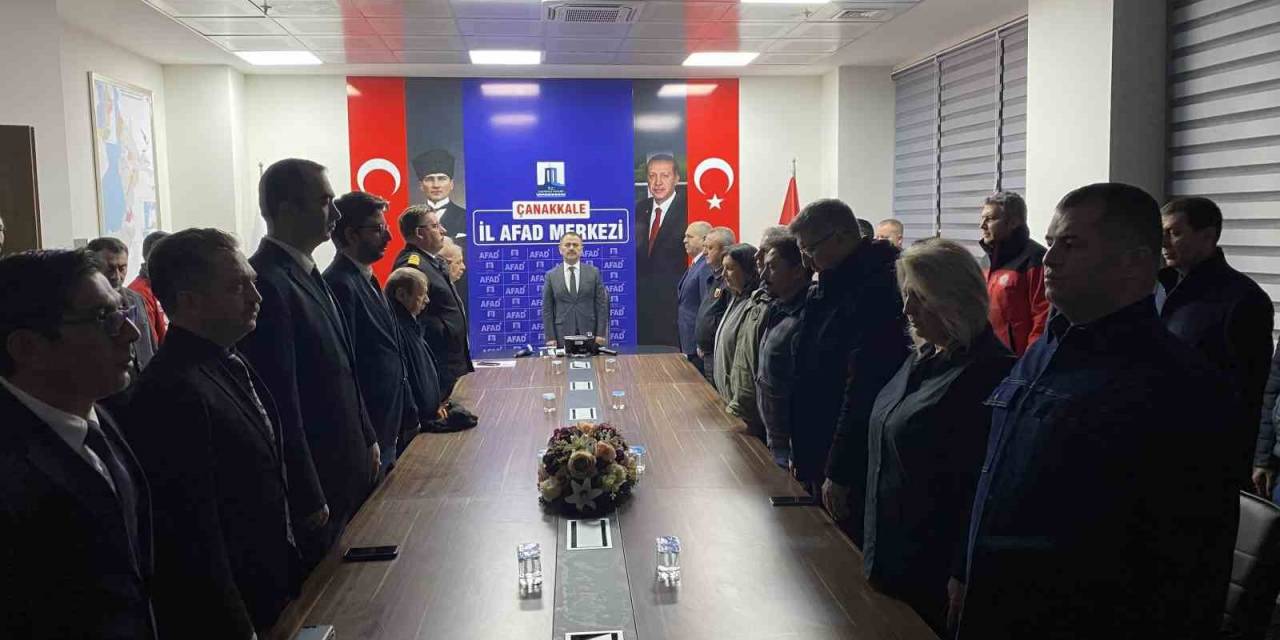 Çanakkale’de 6 Şubat Kahramanmaraş Depreminin 1’inci Yıl Dönümünde Hayatını Kaybedenler Anıldı