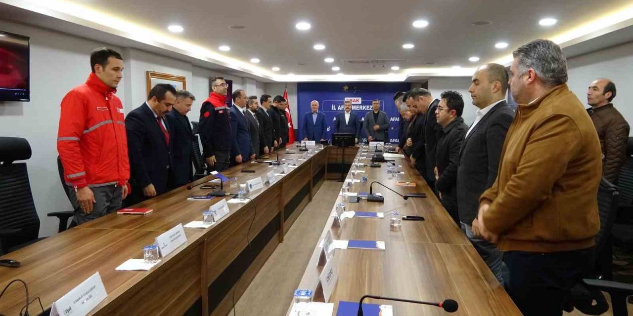 Uşak’ta 6 Şubat Kahramanmaraş Depreminin 1. Yıldönümünde Hayatını Kaybedenler Anıldı