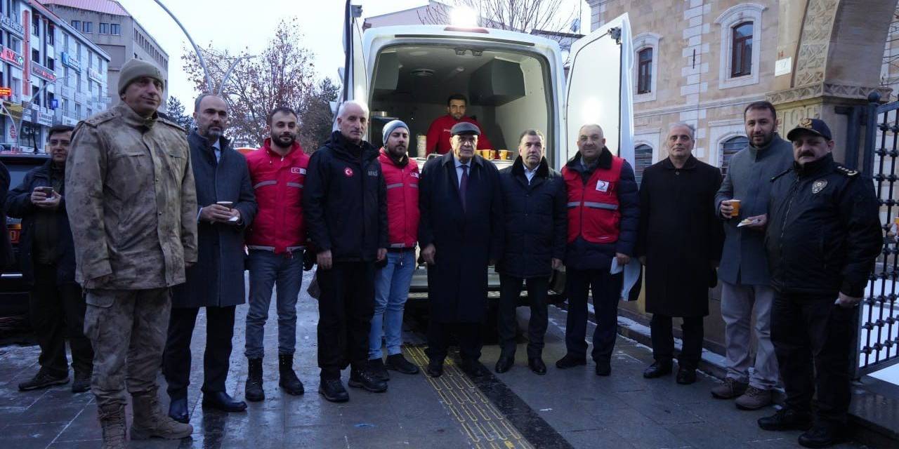 Depremde Hayatını Kaybedenler Dualarla Anıldı