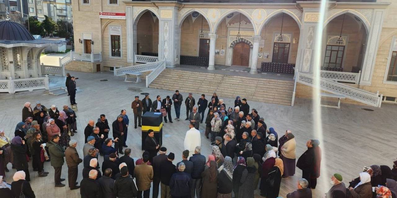 Aydınlı Umreciler Kutsal Topraklara Uğurlandı