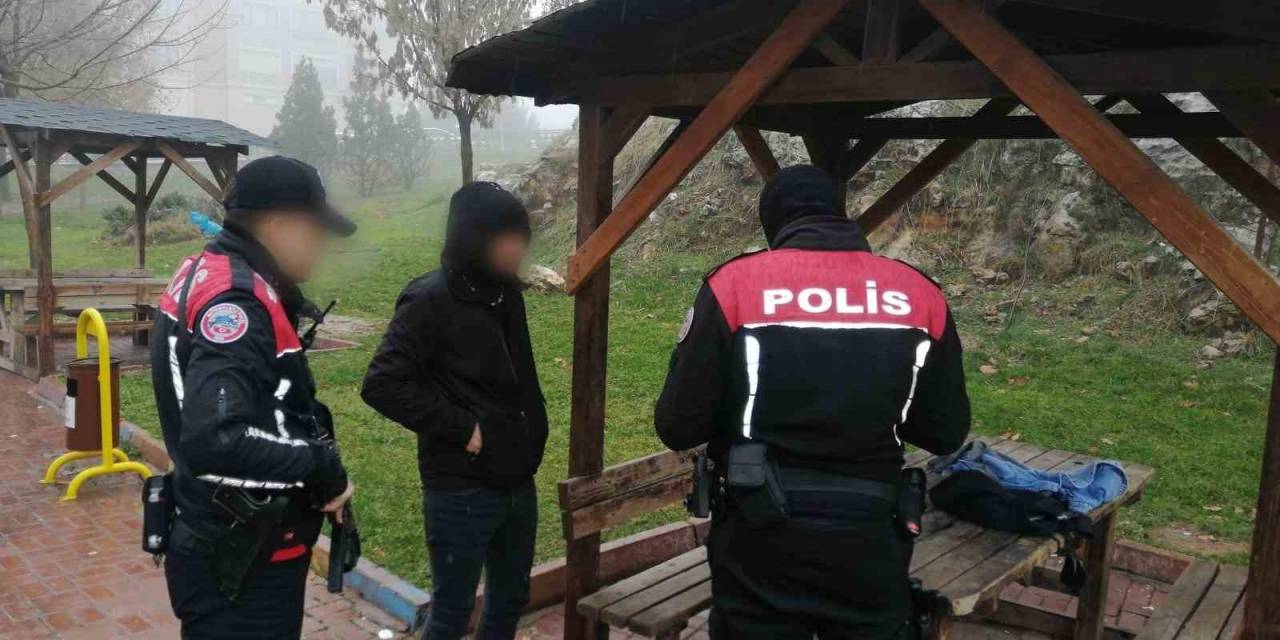 Mardin’de Okul Servisleri Polis Ekipleri Tarafından Denetlendi