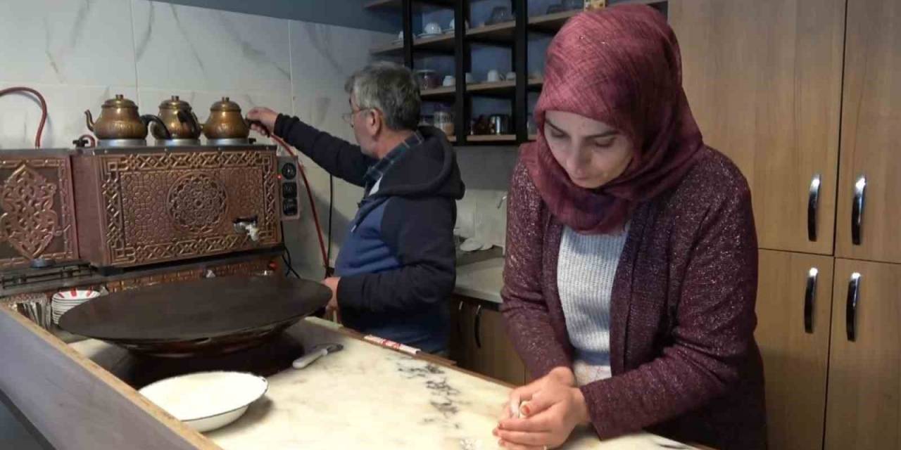 6 Şubat Depreminden Sonra Bursa’da Yeni Hayat....minibüste Başladılar, İşyeri Açtılar